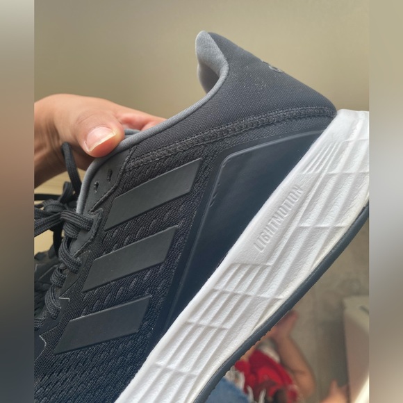 Adidas Womens light motion running shoes - Picture 4 of 7